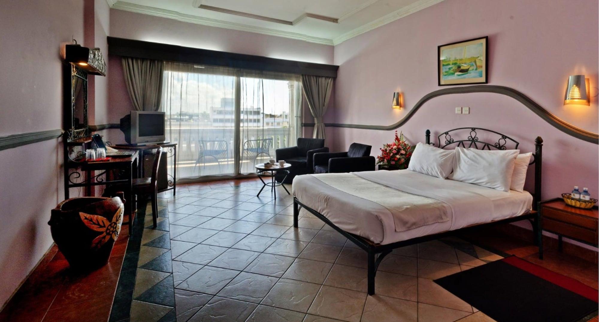 Sentrim Castle Royal Hotel Mombasa Esterno foto