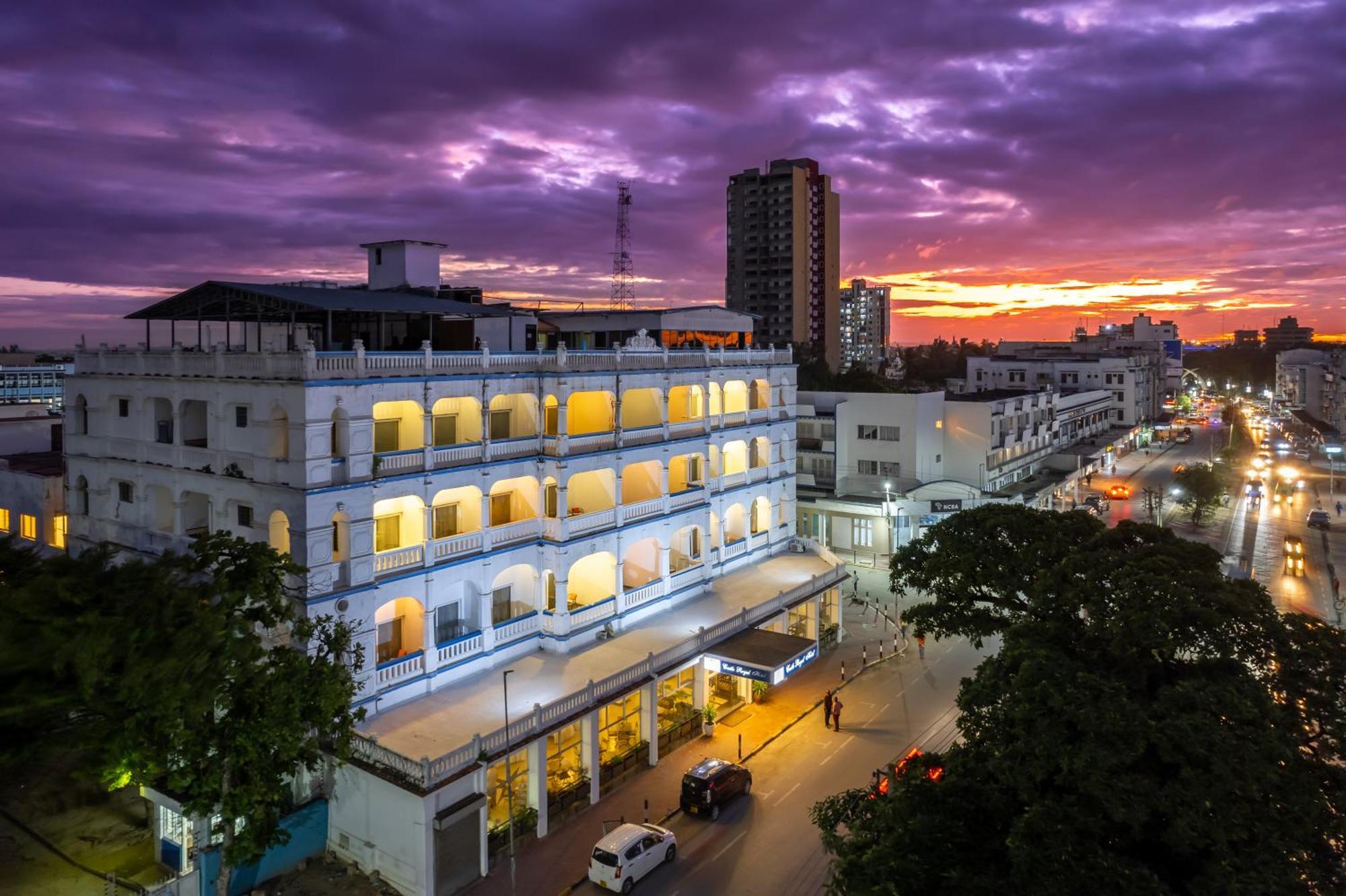 Sentrim Castle Royal Hotel Mombasa Esterno foto